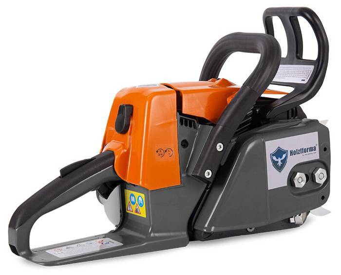 Бензопила Holzfforma G260 15"