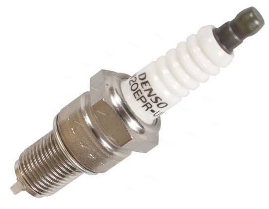 Свеча зажигания DENSO W20EPRU (аналог NGK BPR6ES)